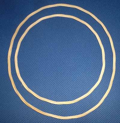 Zwei Ringe Rattan Durchmesser 21 + 27 cm